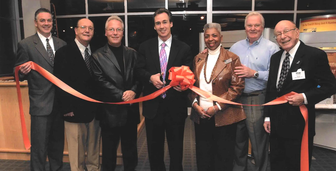 8025 Roosevelt Blvd Northeast Branch Ribbon Cutting